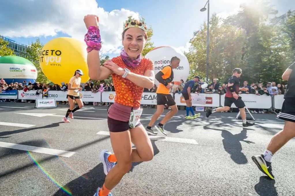 Pierwszy maraton jaki czas? Oczekiwania dla początkujących biegaczy