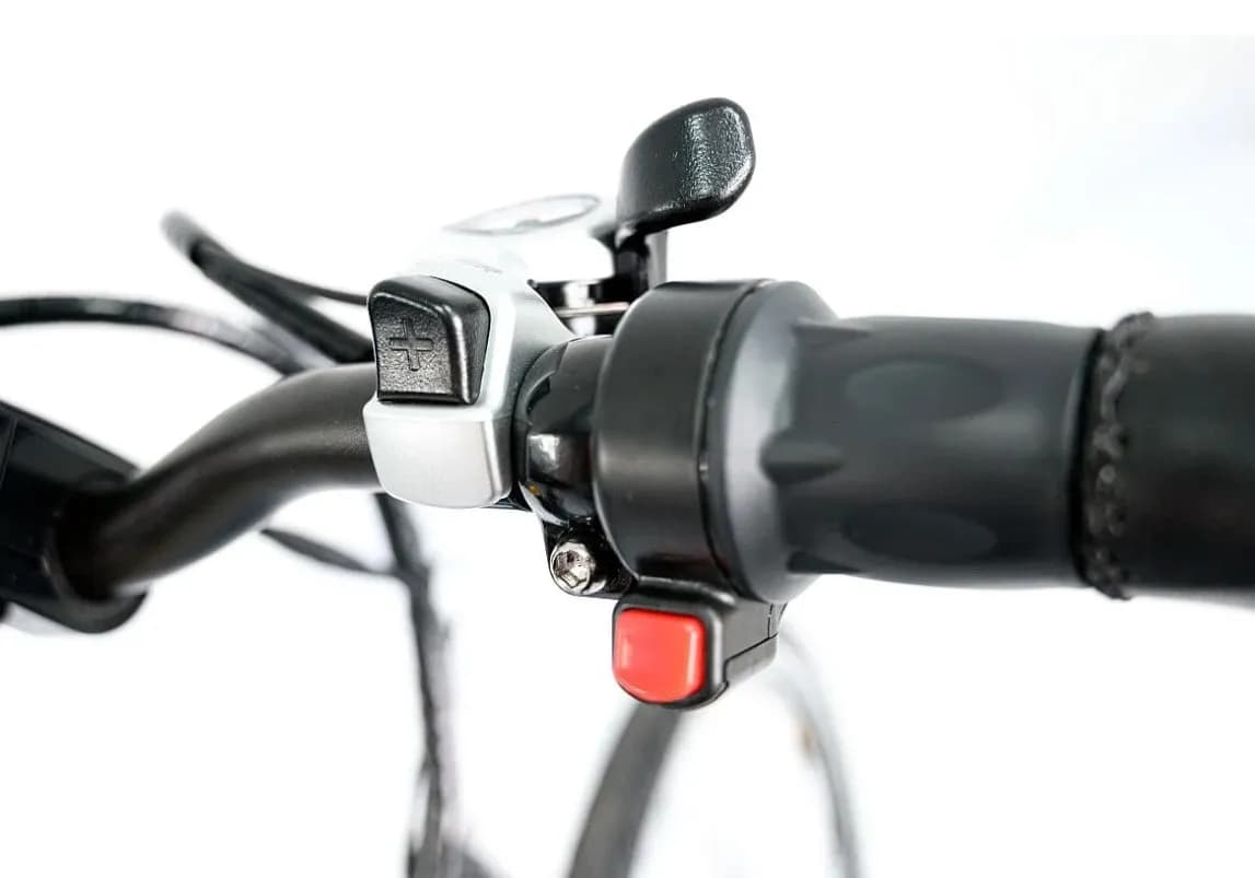 Jak zamontować manetkę gazu w rowerze elektrycznym bez problemów