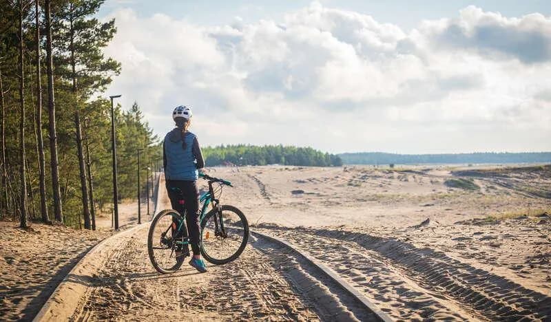 Pustynia Błędowska trasy rowerowe: najlepsze szlaki i atrakcje